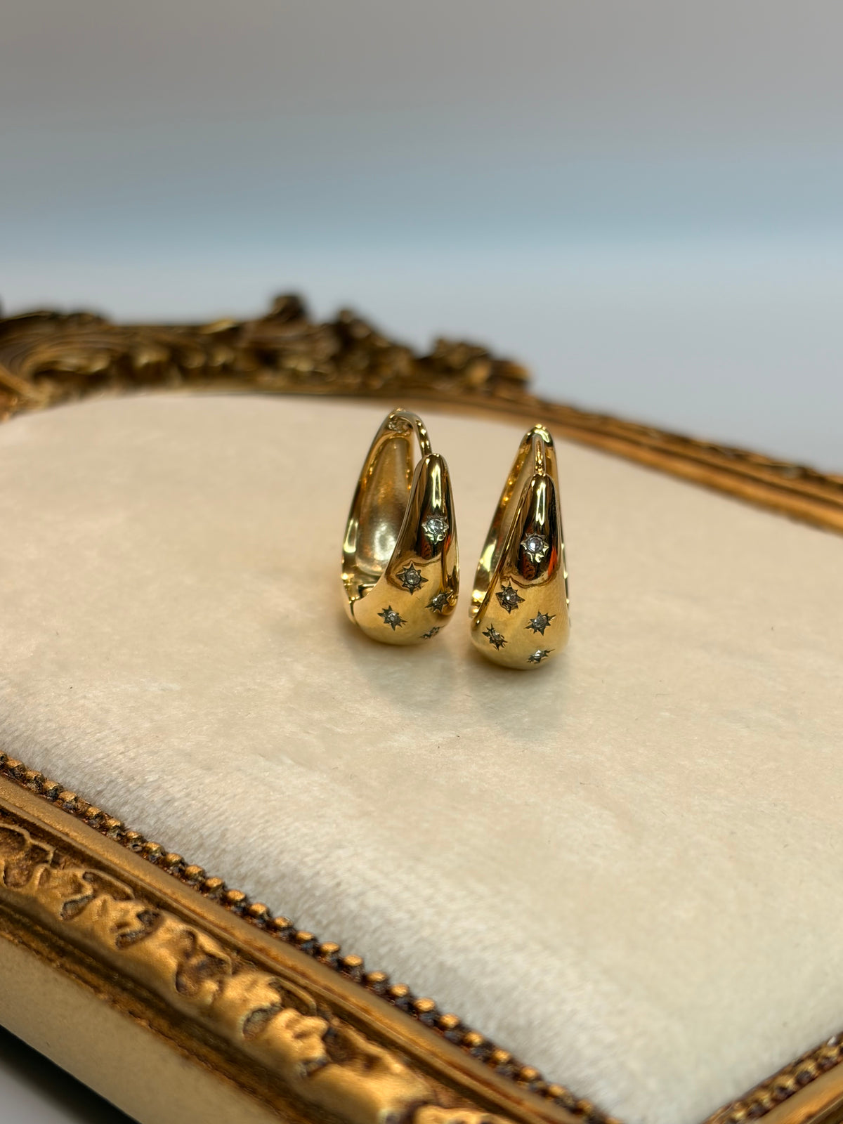 Stella Hoops