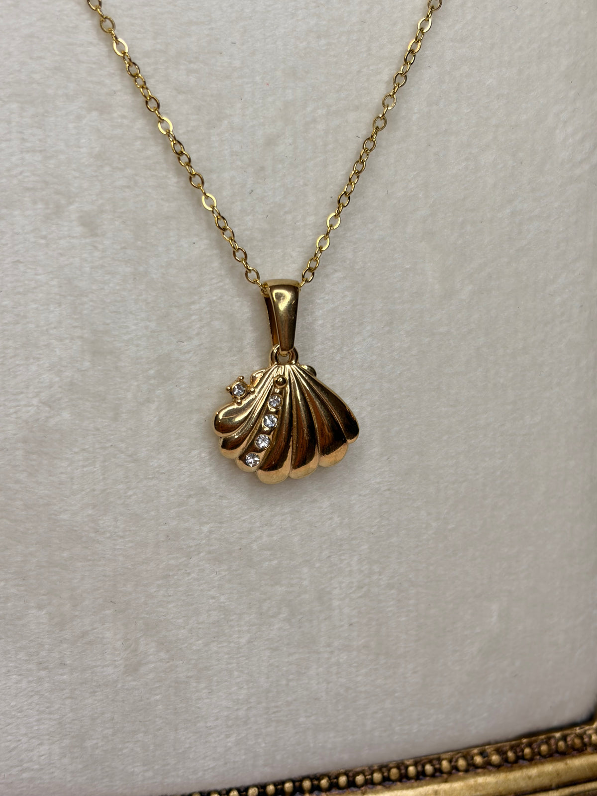 Concha Mágica Necklace
